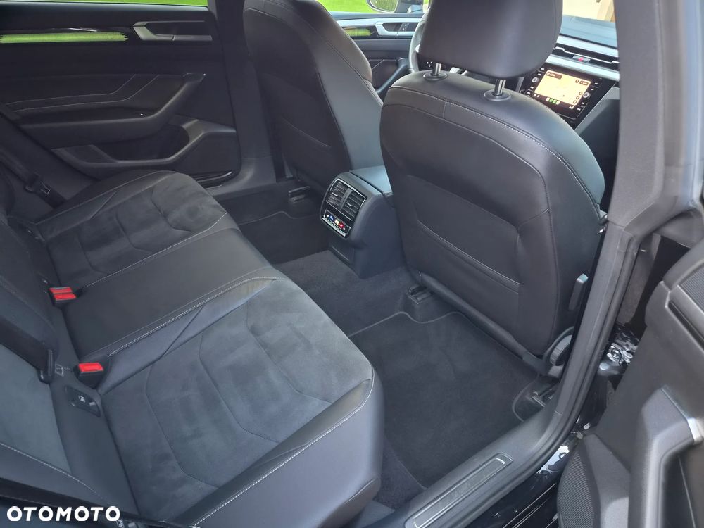 Volkswagen Arteon 2.0 TDI R-Line DSG - 22
