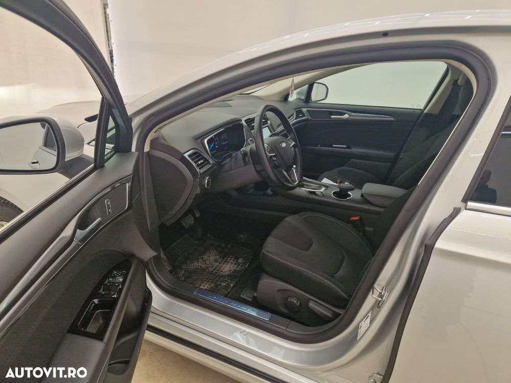 Ford Mondeo 2.0 HEV Titanium - 7