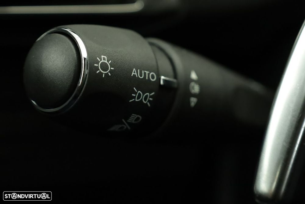 Peugeot 3008 1.2 Hybrid Allure Pack e-DCS6 - 18