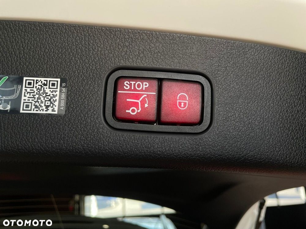 Mercedes-Benz GLC - 27