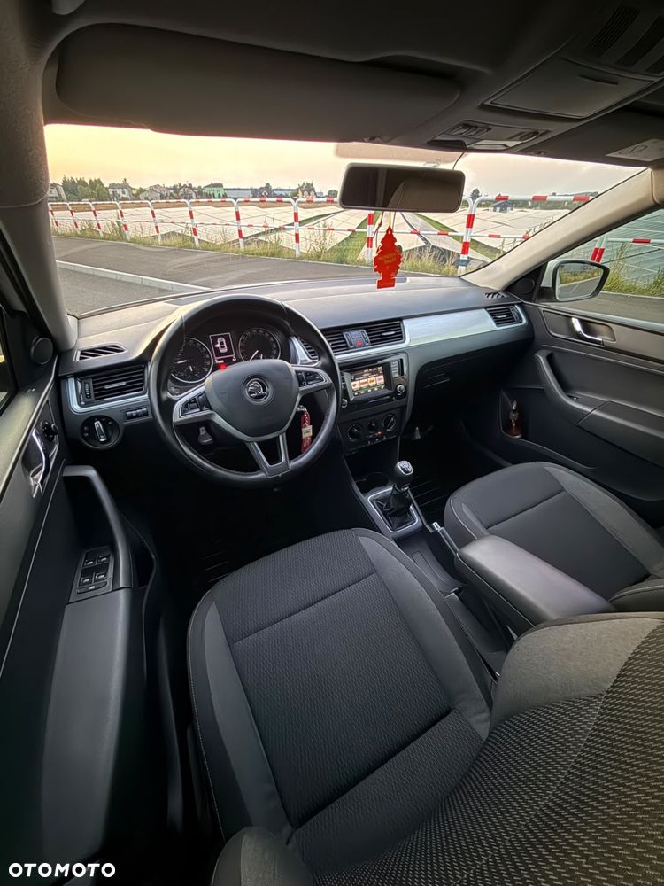 Skoda RAPID - 6