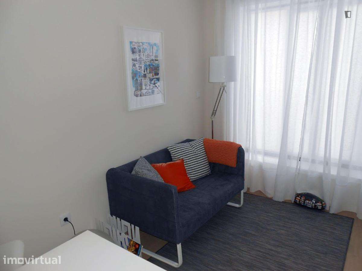 Apartamento com 1 quartos - localizado em Santo Ildefonso Porto - Grande imagem: 2/19