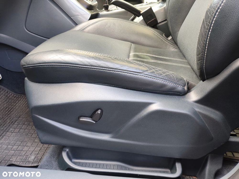 Ford C-MAX 2.0 TDCi Titanium - 18