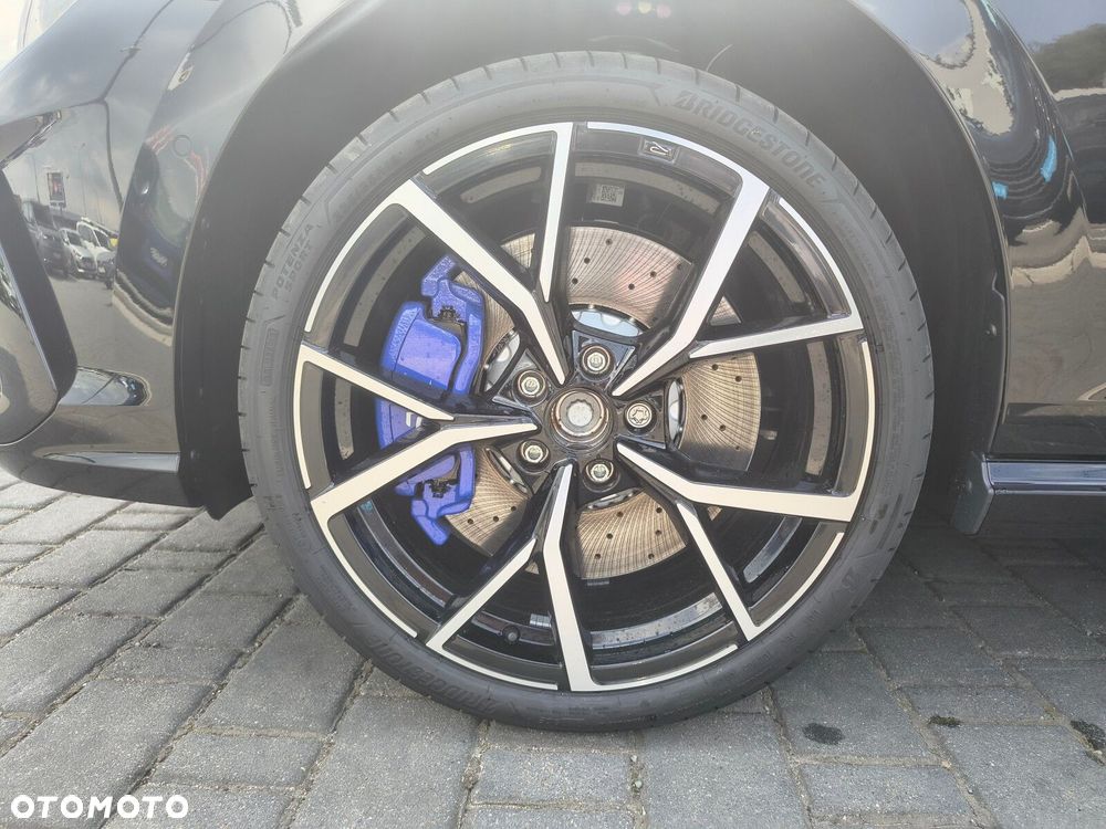 Volkswagen Golf Variant 2.0 TSI 4Motion R - 21