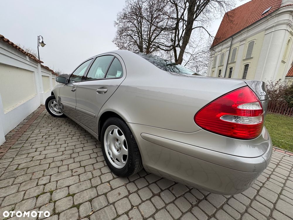 Mercedes-Benz Klasa E - 37