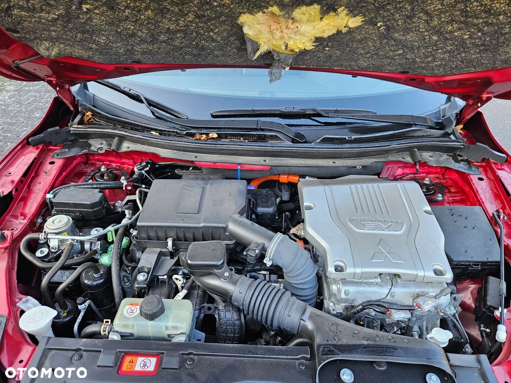 Mitsubishi Eclipse Cross - 16