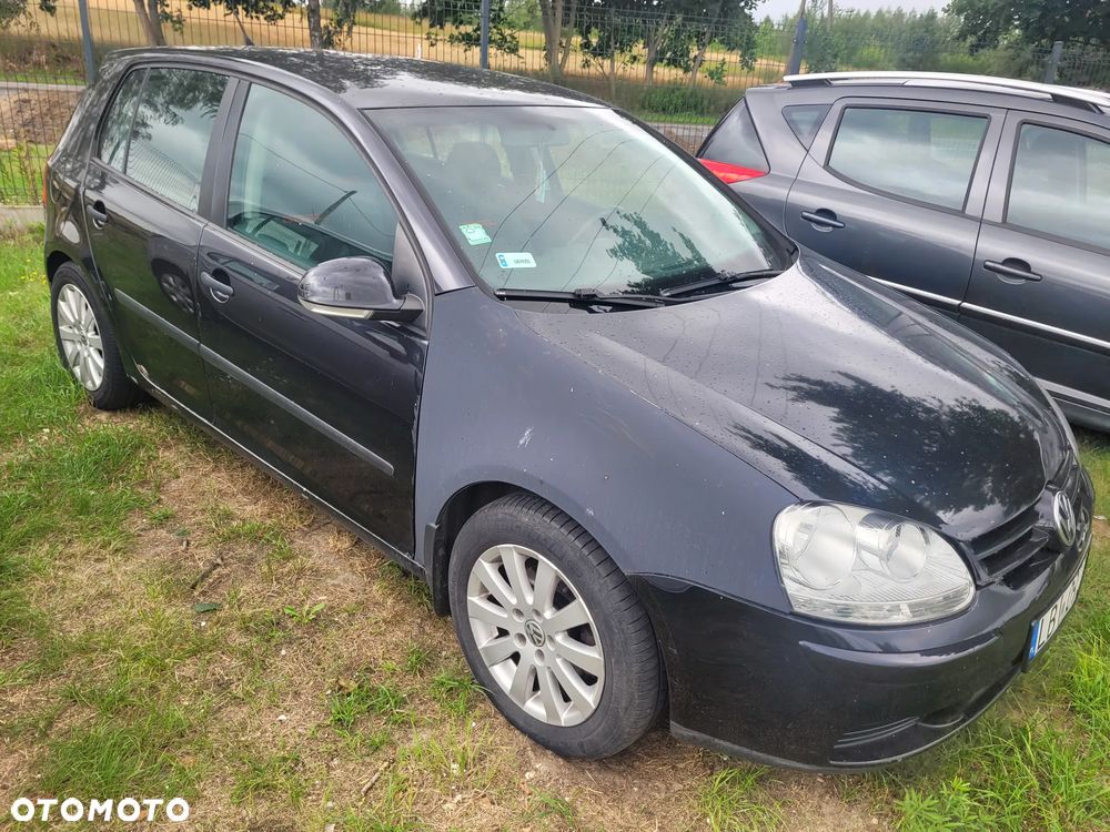 Volkswagen Golf - 6