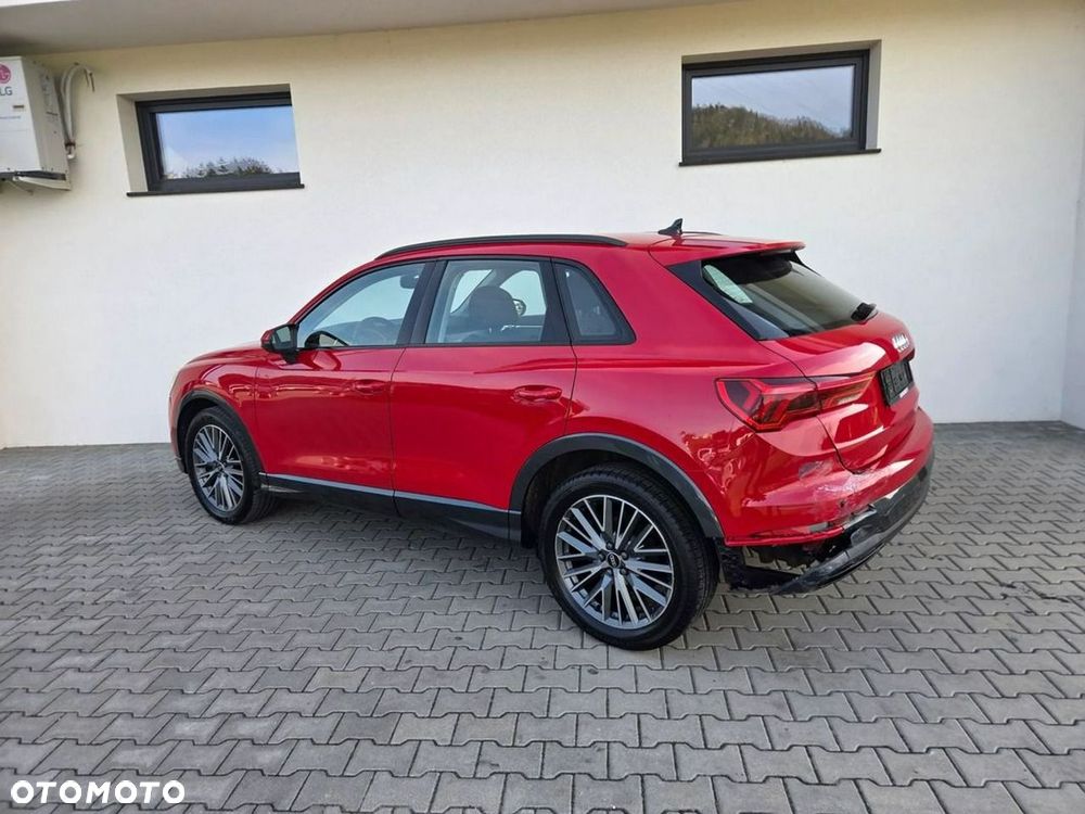 Audi Q3 - 18