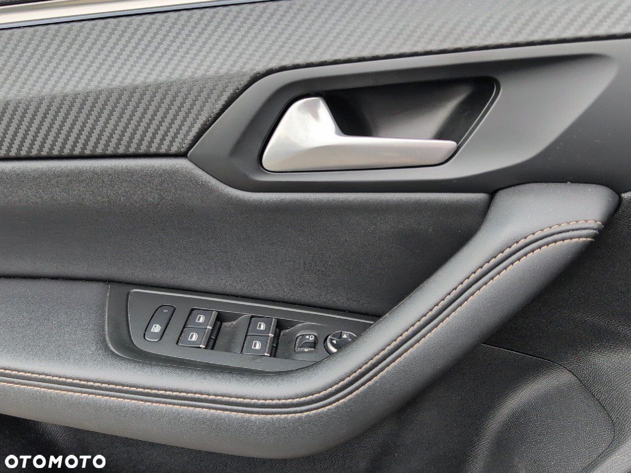 Peugeot 508 1.2 PureTech GT S&S EAT8 - 16