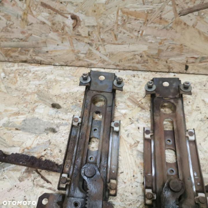 BMW E24 635CSI EUROPA PODNOŚNIKI LEWY/PRAWY SZYB TYŁ NR. 51371874606/ 51371874605 OEM - 4