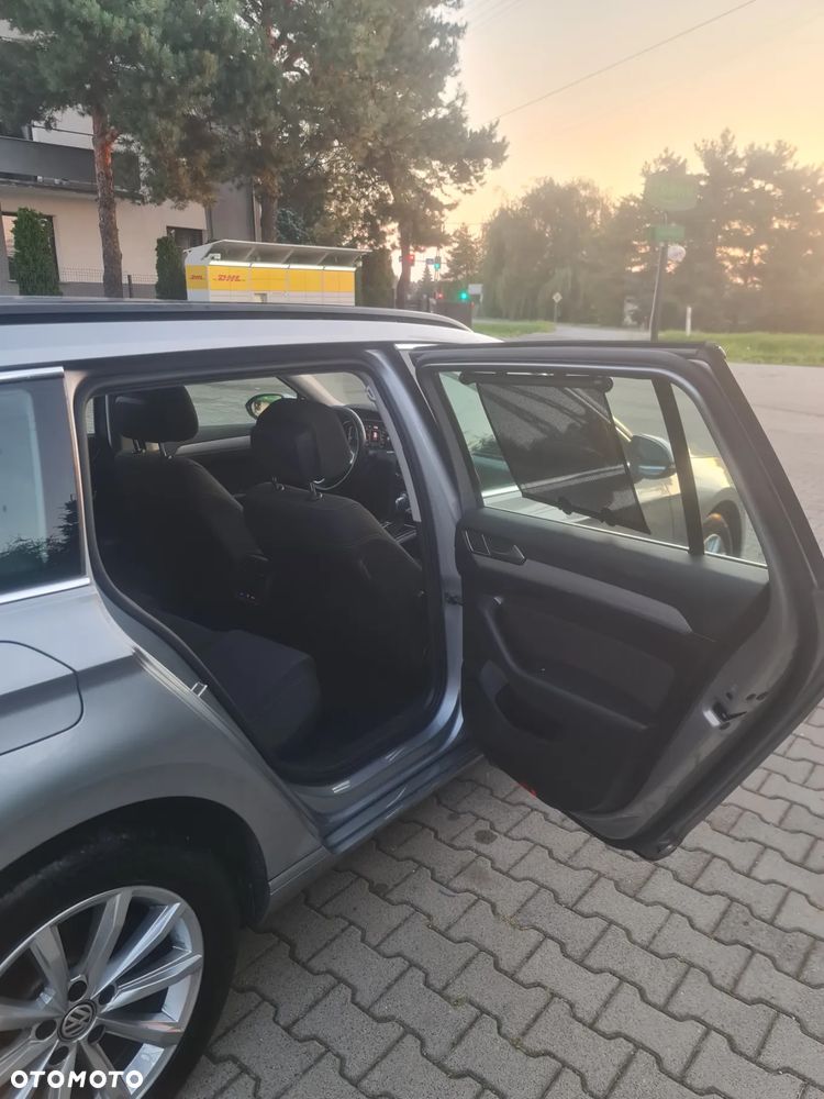 Volkswagen Passat 2.0 TDI SCR DSG Business - 11