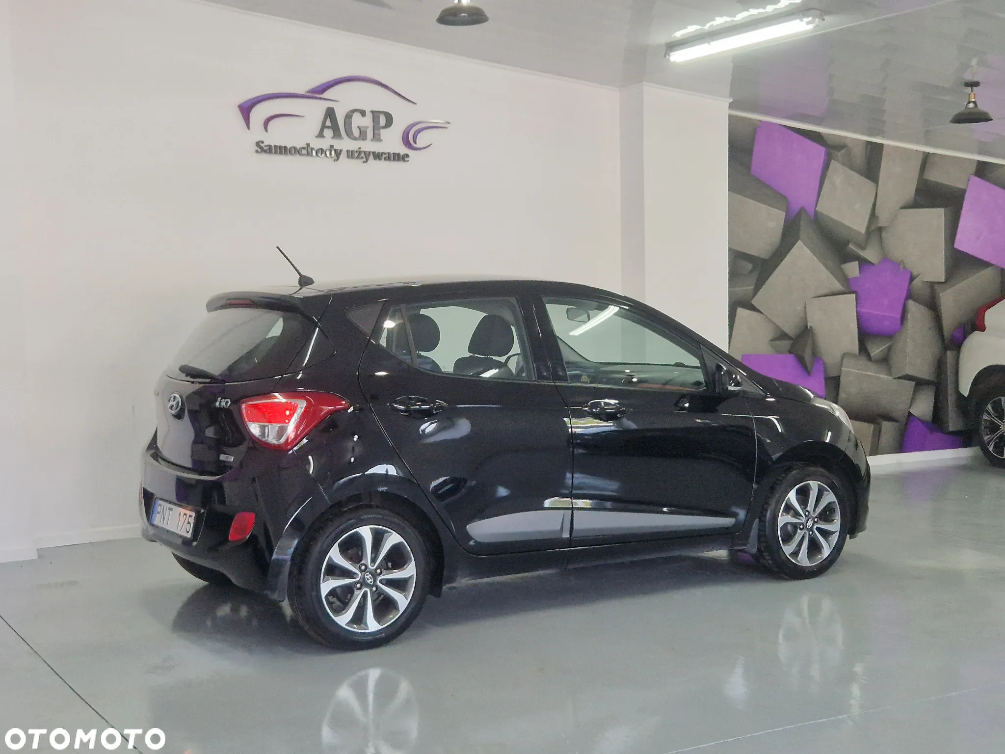 Hyundai i10 - 12