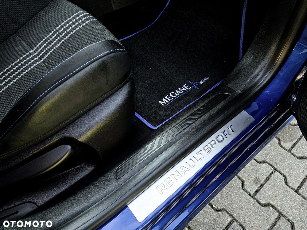 Renault Megane 1.6 TCe GT EDC - 39
