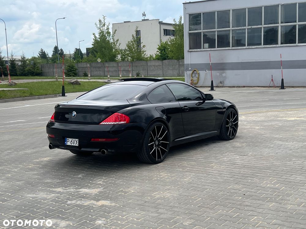 BMW Seria 6 650 i - 8
