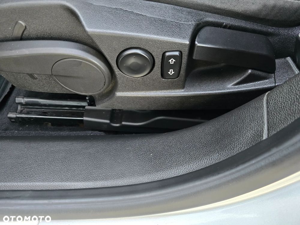 Opel Insignia 2.0 CDTI Edition - 30