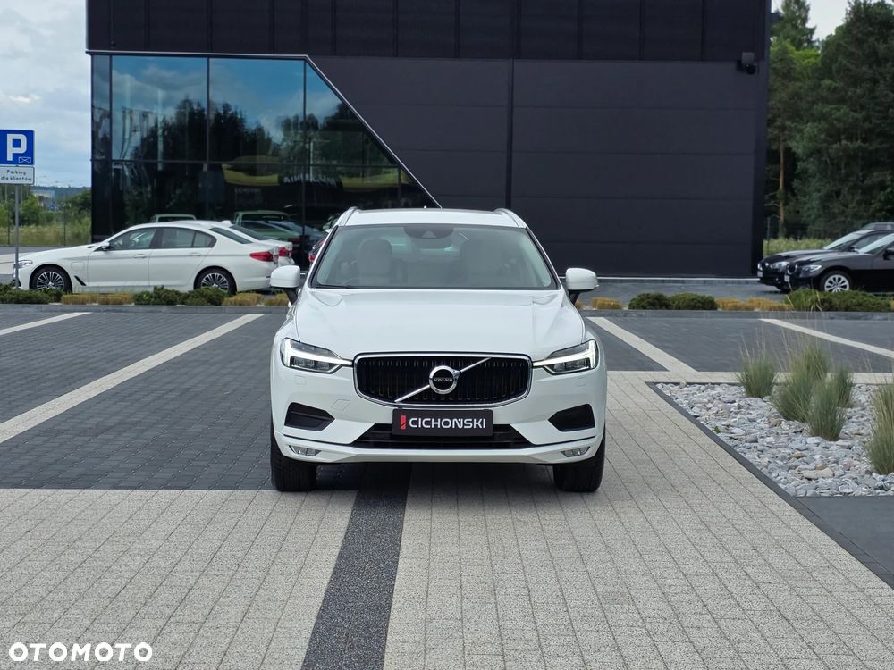Volvo XC 60 T4 Momentum Pro - 34