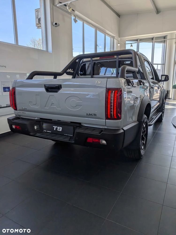 JAC T9 - 7