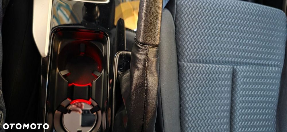 Mitsubishi Eclipse Cross - 27