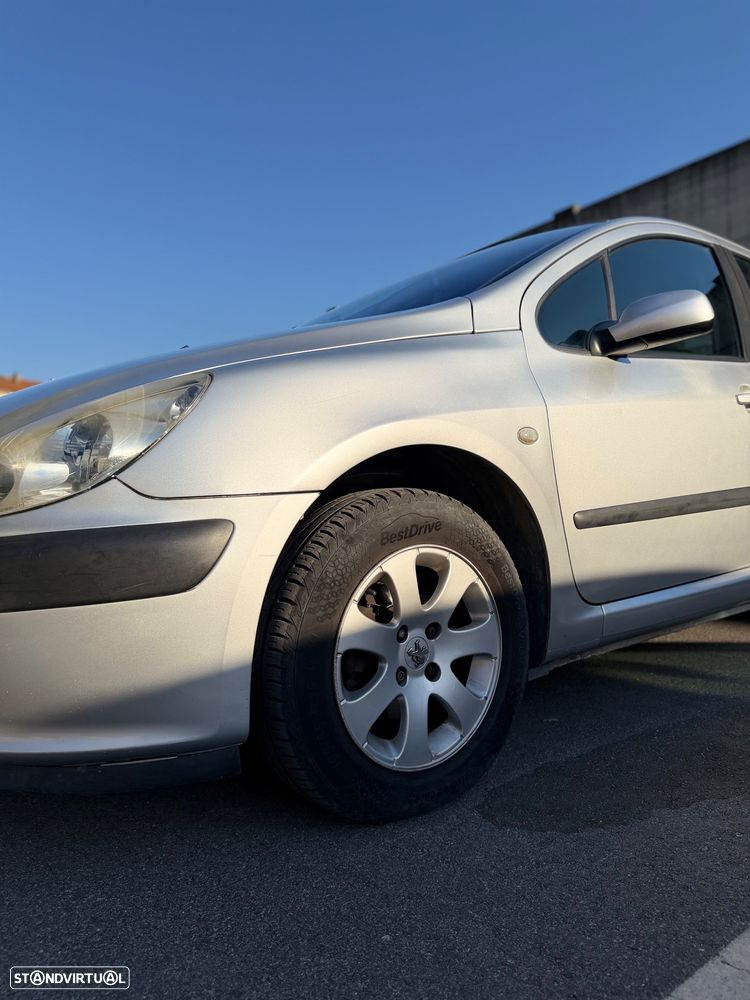 Peugeot 307 1.4 HDi XR - 9