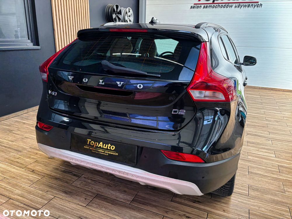 Volvo V40 Cross Country D2 Momentum - 9
