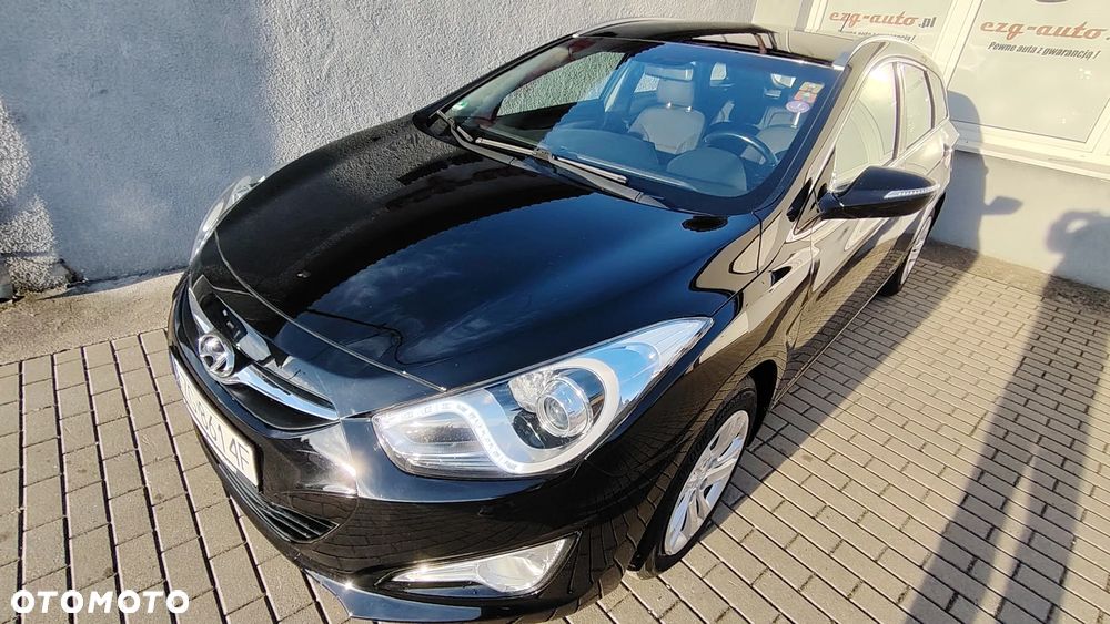 Hyundai i40 i40cw 1.6 Fifa World Cup Edition - 8