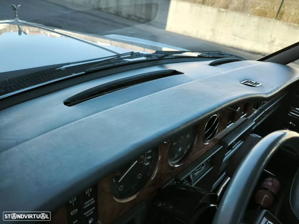 Rolls Royce Silver Spur - 31