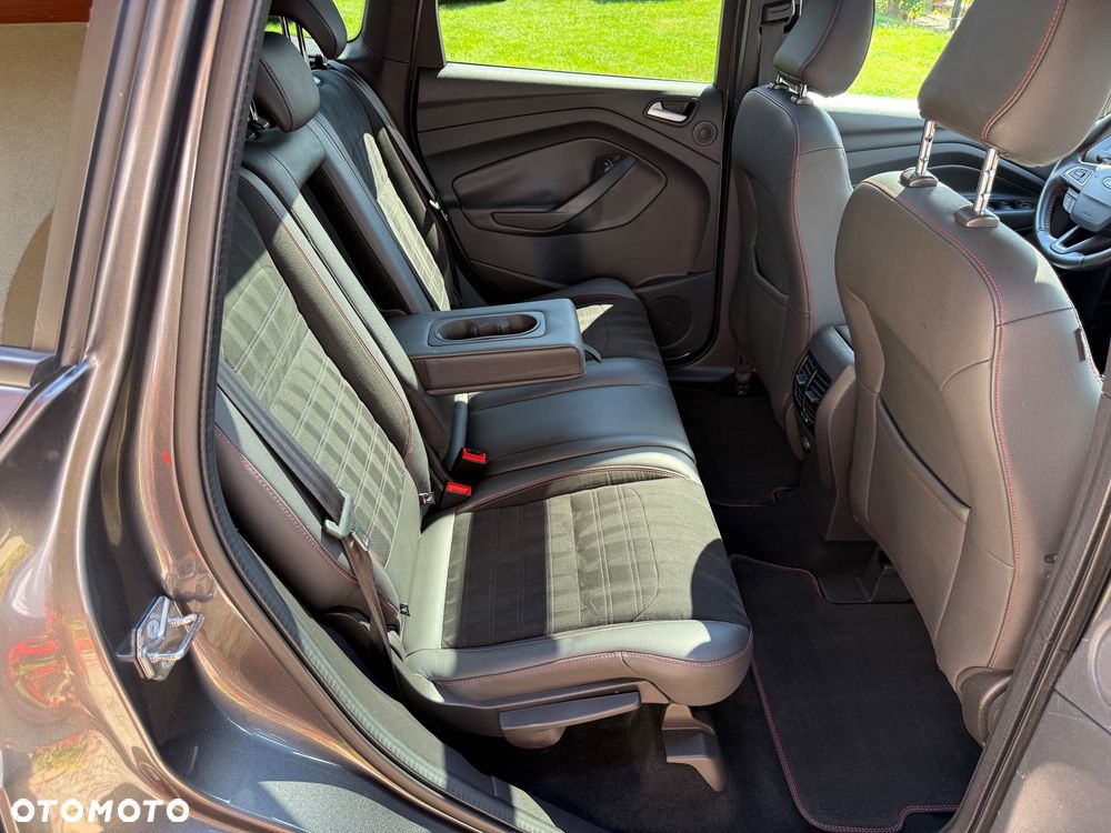 Ford Kuga 2.0 TDCi AWD ST-Line Black - 22