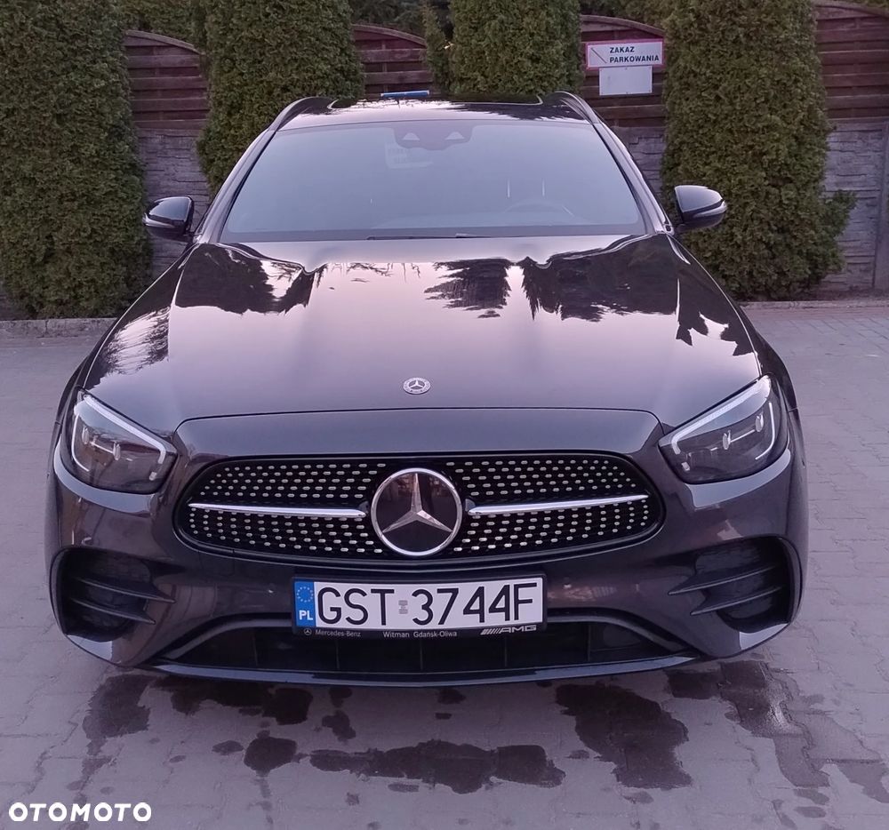 Mercedes-Benz Klasa E 300 de AMG - 2