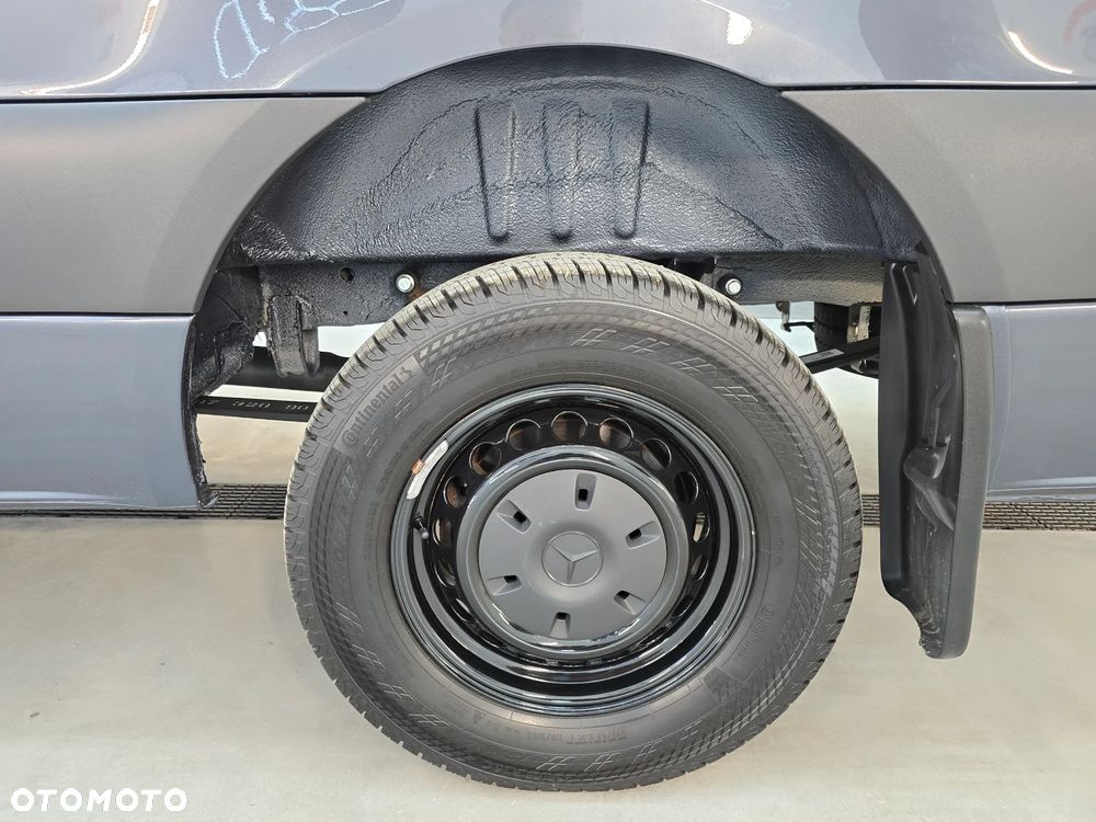 Mercedes-Benz SPRINTER 319 3.0 V6 CDI AUTOMAT 4,40Cm Długi SERWIS ASO MERCEDES-BENZ DO OSTATNIEGO km SALON PL FUL LED HIGH PERFORMANCE MBUX z ekranem dotykowym 10,25 cali SIEDZENIE KIEROWCY KOMFORTOWE, HYDRAULICZNE RESOROWANE PODGRZEWANA SZYBA PRZEDNIA TEMPOMAT KAMERA COFANIA LAKIER METALIK - 37