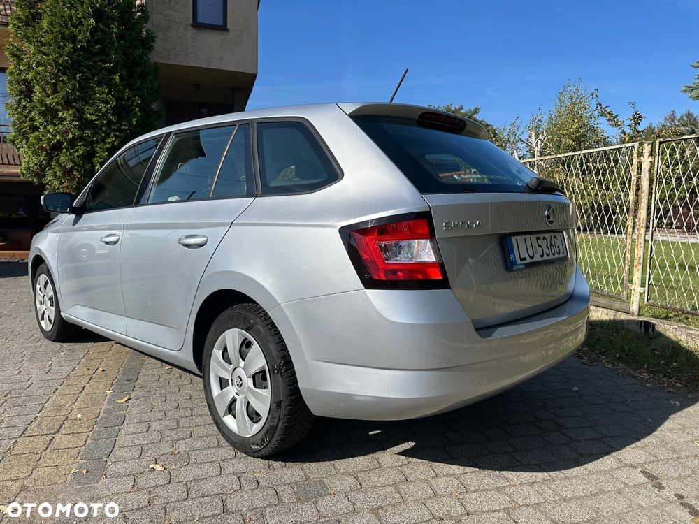 Skoda Fabia - 10