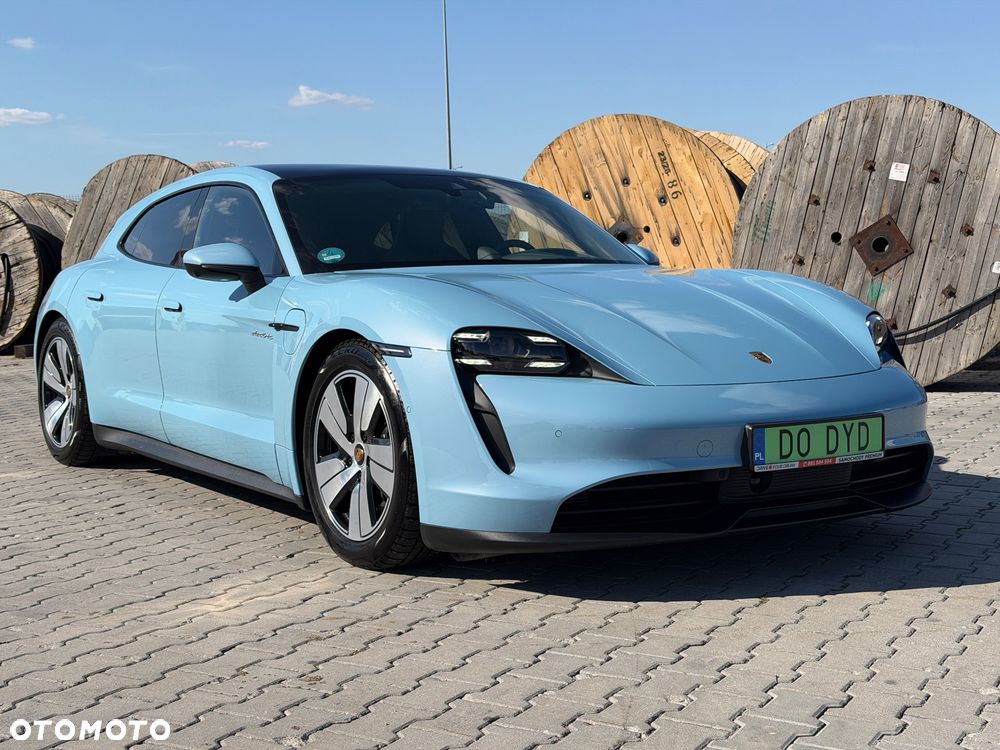 Porsche Taycan - 7