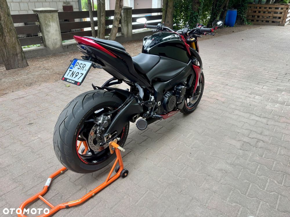 Suzuki GSX 1000 - 6