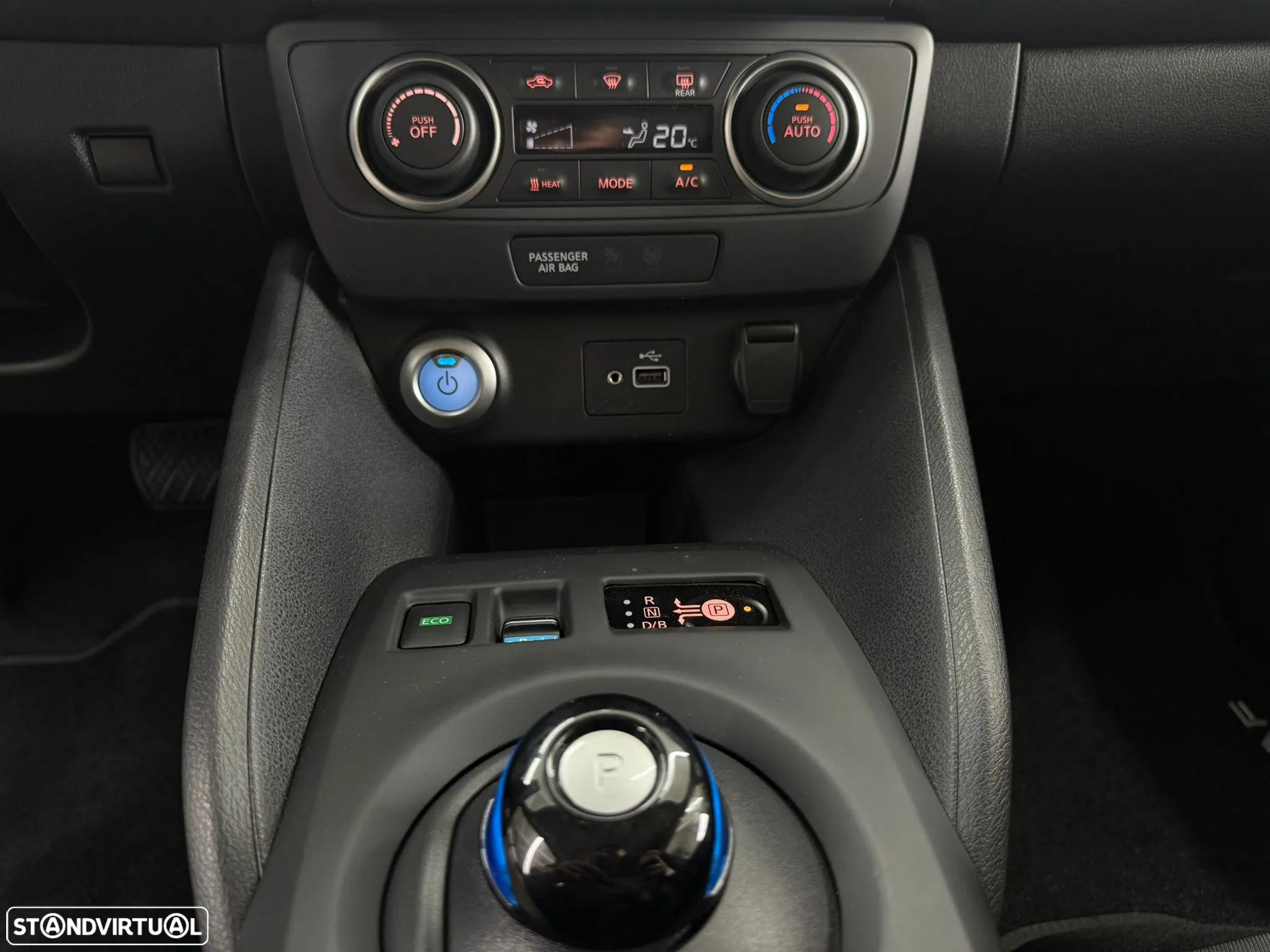 Nissan Leaf N-Connecta - 23