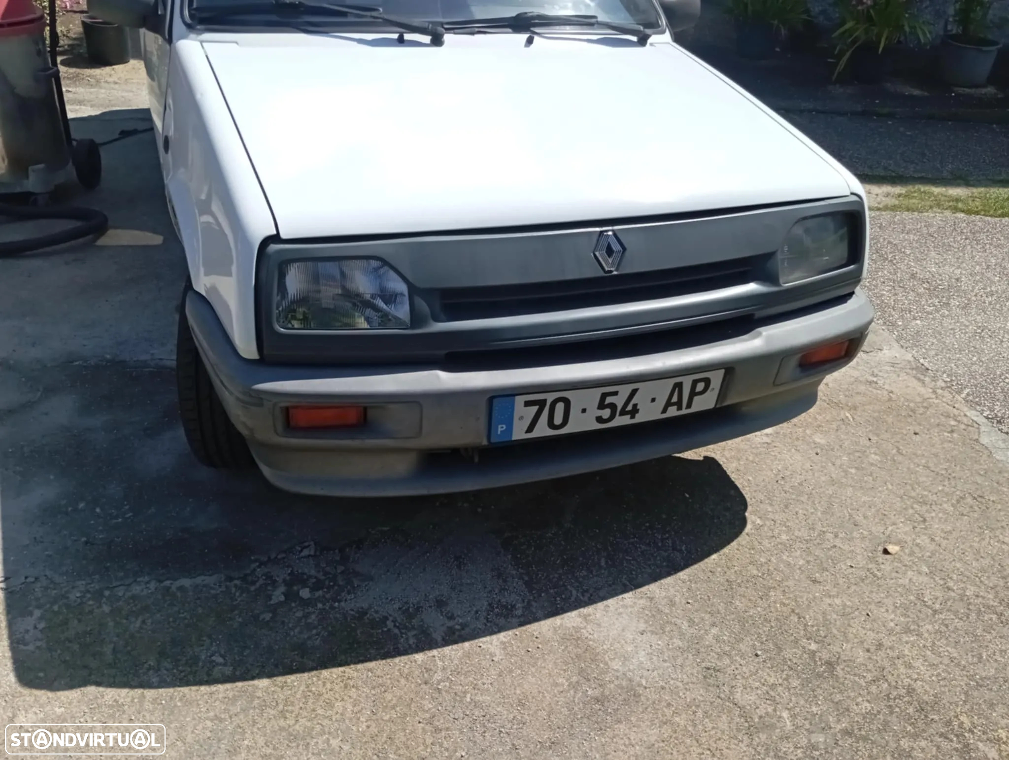 Renault Express - 11