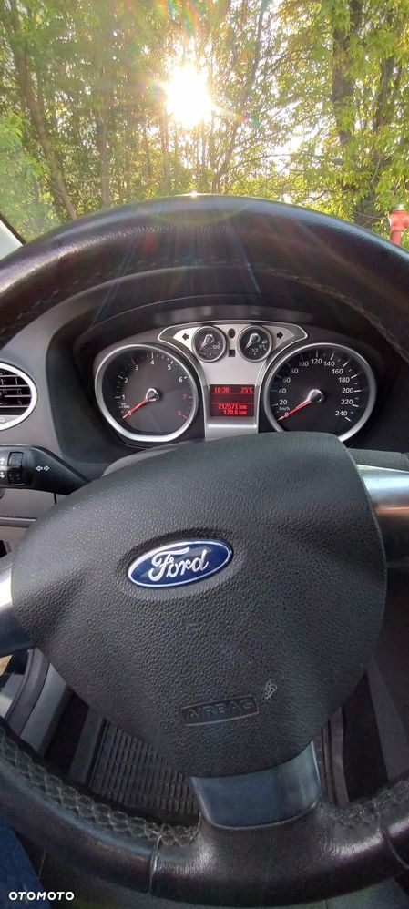 Ford Focus 1.6 Ti-VCT Black Magic - 5