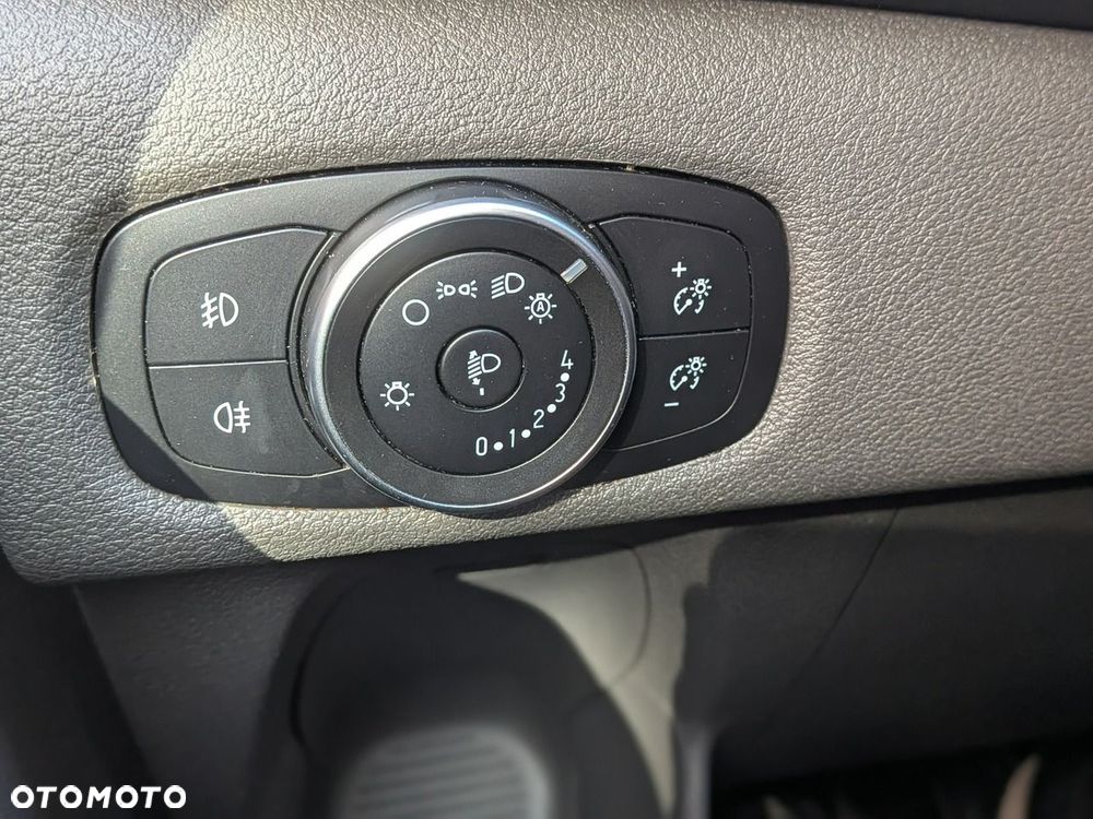 Ford Transit Custom - 12