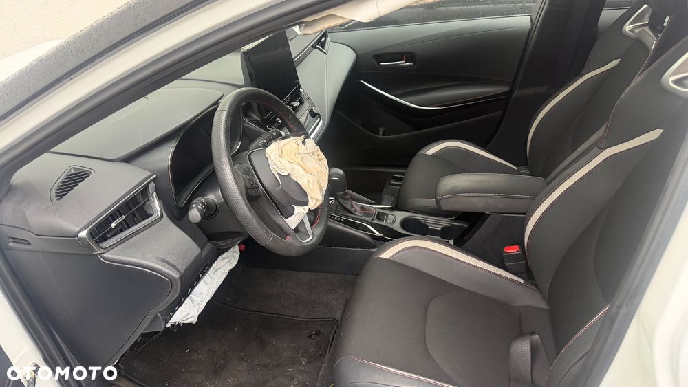 Toyota Corolla 1.8 Hybrid GR Sport - 8