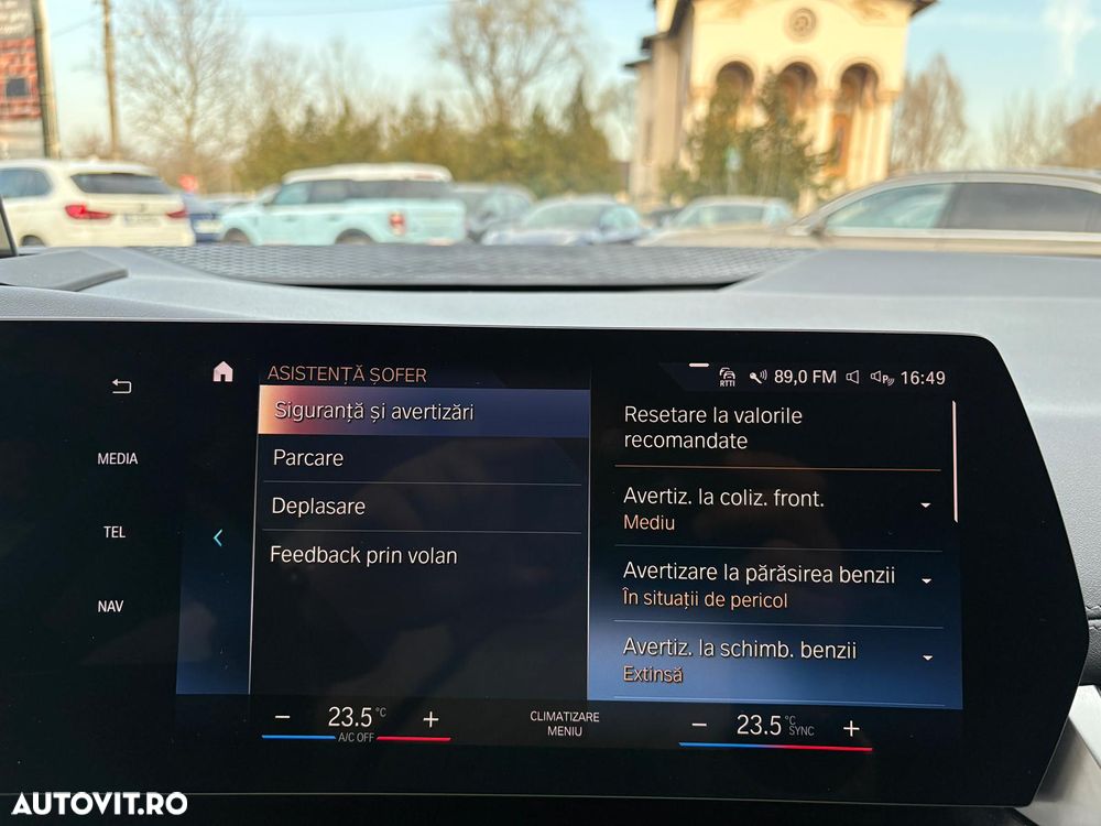 BMW Seria 2 218i AT Luxury Line - 23