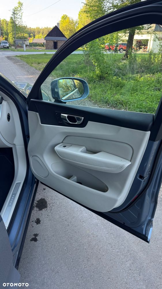 Volvo XC 60 - 21
