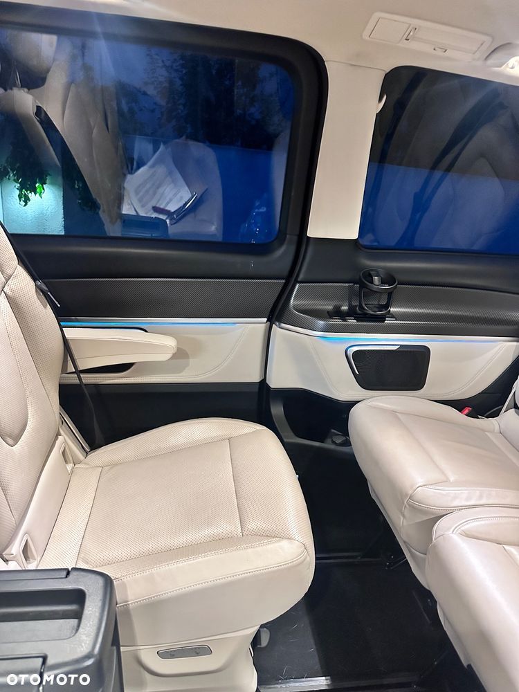 Mercedes-Benz Klasa V 300 d 4-Matic Avantgarde 9G-Tronic (d³ugi) - 8