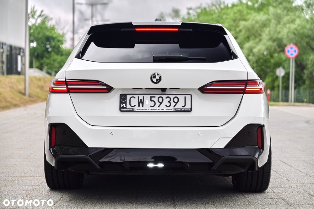 BMW Seria 5 520d xDrive - 17