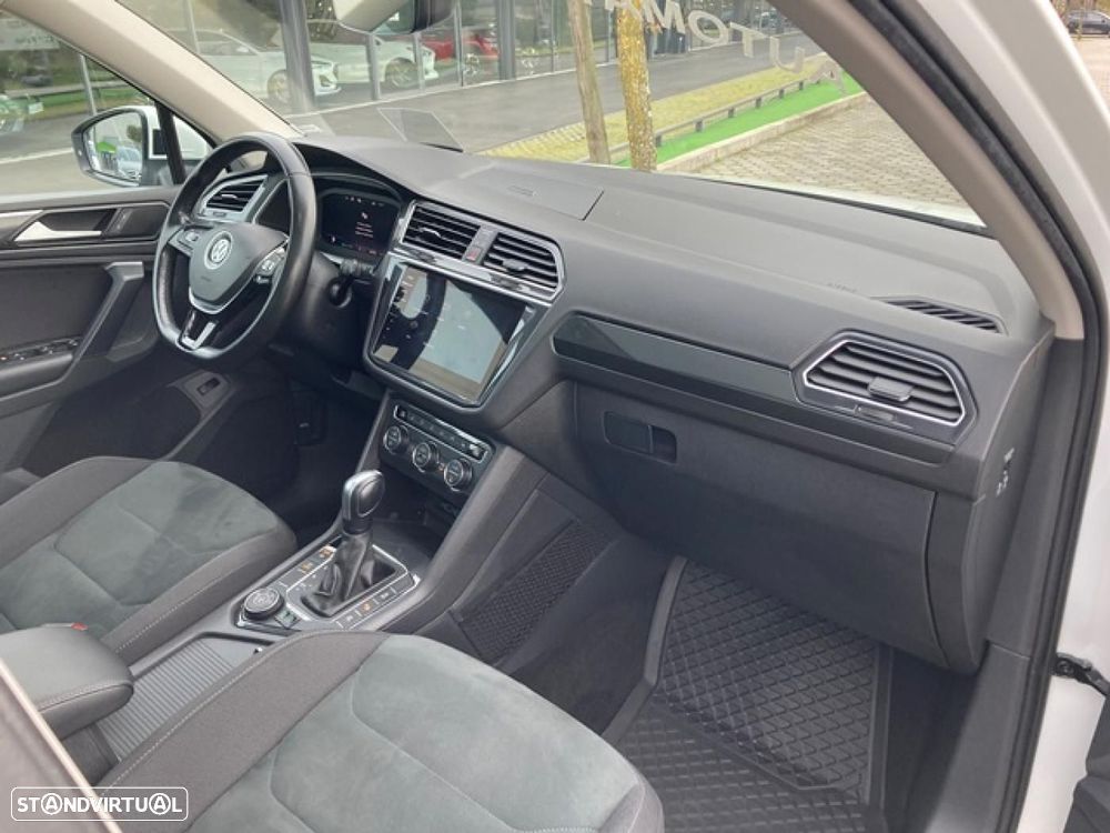 VW Tiguan 2.0 TDI R-Line DSG 4Motion - 29