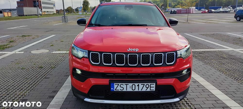 Jeep Compass 1.3 T-GDI 4xe PLUG-IN HYBRID Automatik Limited - 11