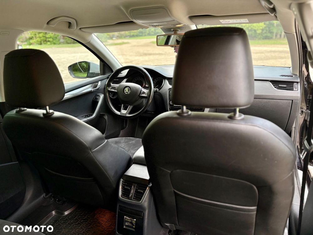 Skoda Octavia 2.0 TDI 4x4 DSG Scout - 12