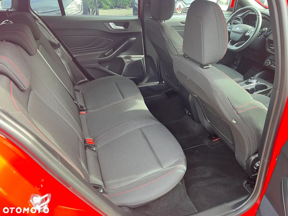 Ford Focus 1.5 EcoBlue ST-Line - 20