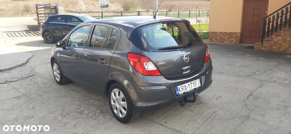 Opel Corsa - 10