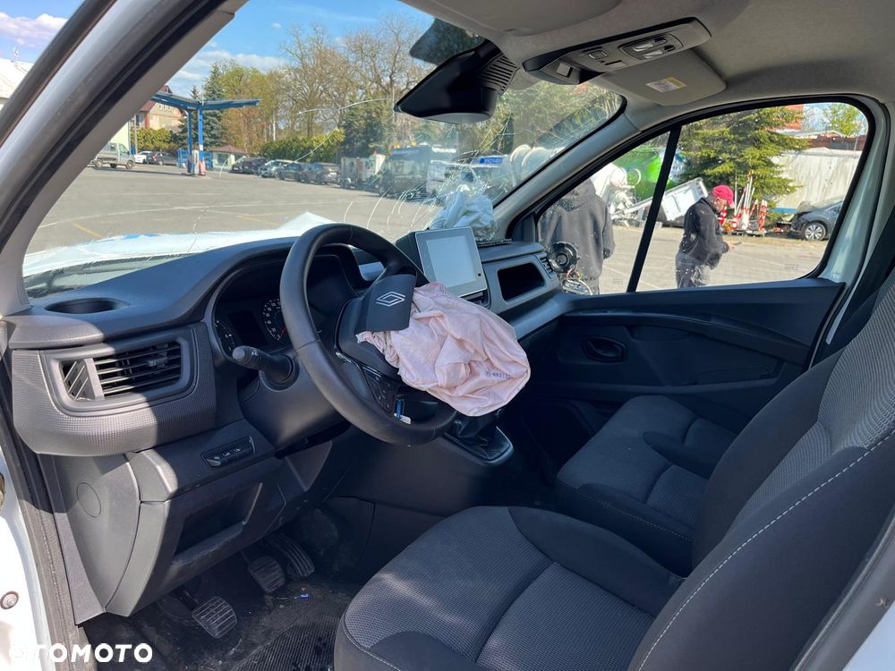 Renault Trafic - 10