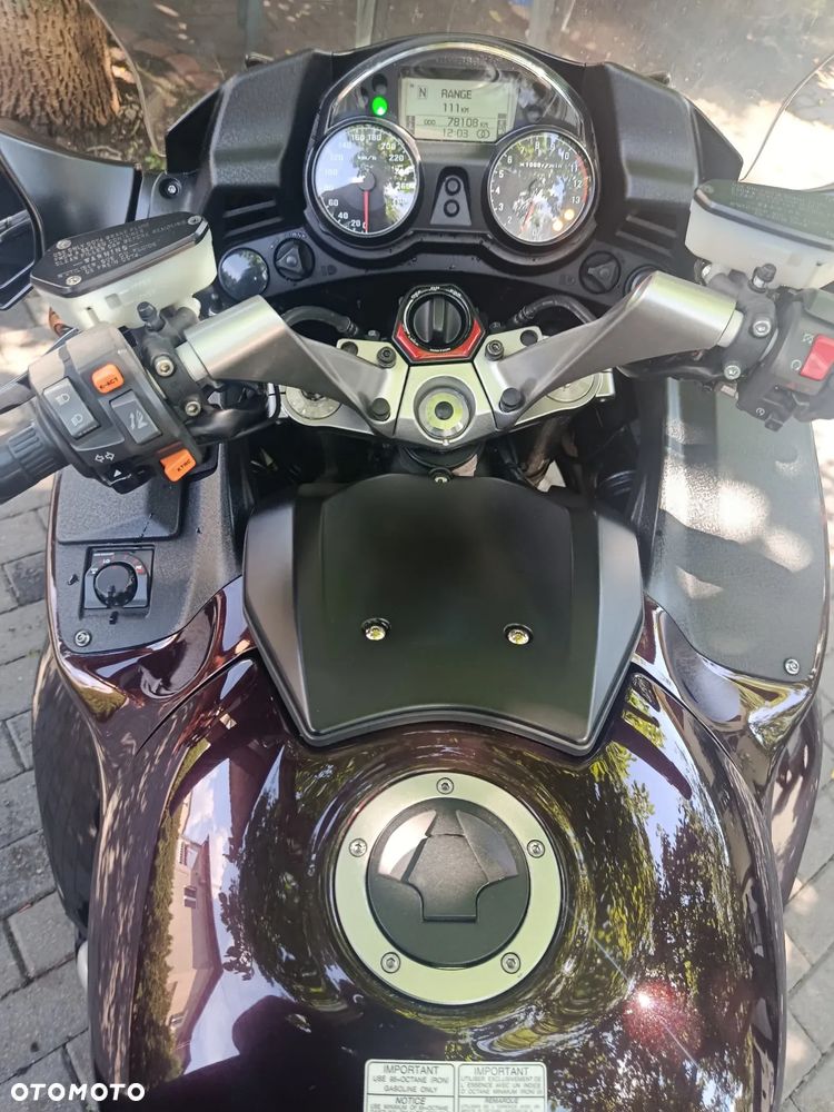 Kawasaki GTR - 16