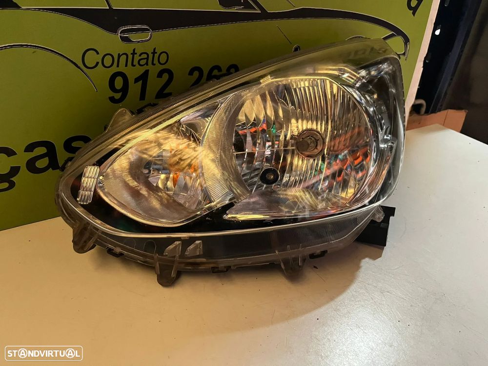 Mitsubishi Space Star VI FAROL ESQUERDO - FF799 - 2