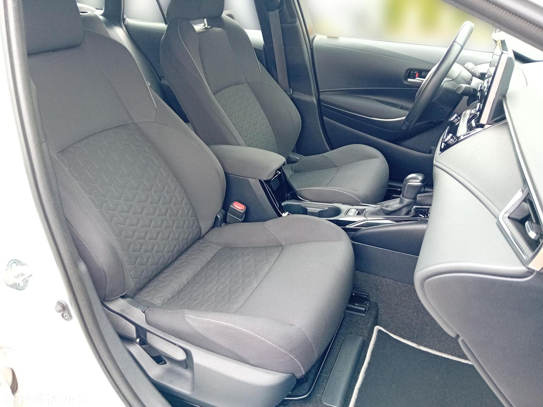 Toyota Corolla - 15